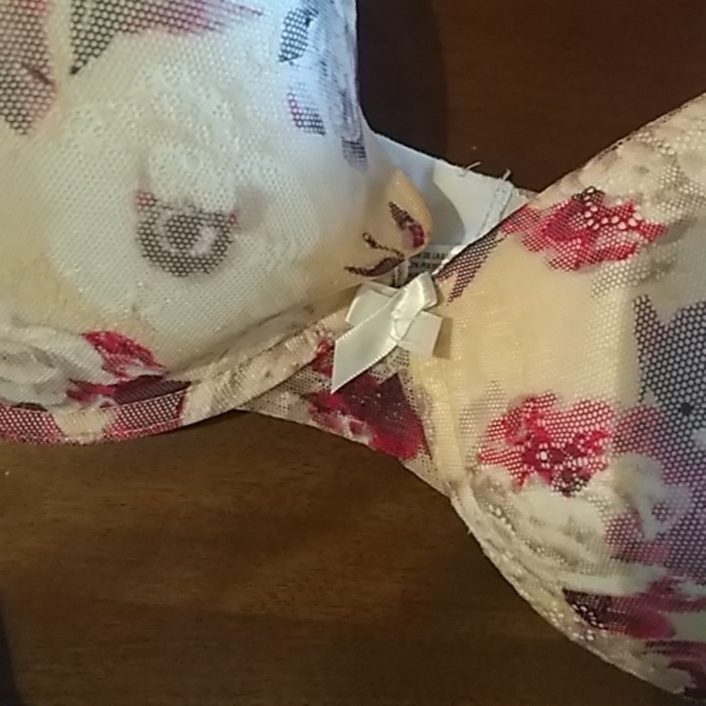 Bra - Picture 2 of 3